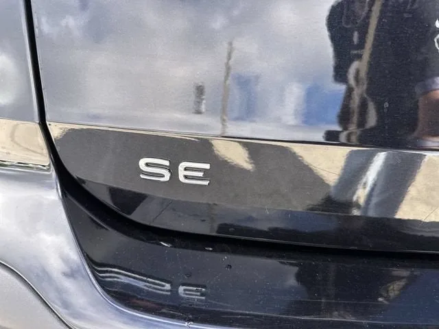 2024 Volkswagen Taos SE photo 37