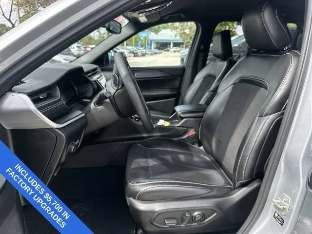 2023 Jeep Grand Cherokee L Altitude photo 30