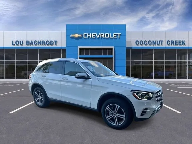2022 Mercedes-Benz GLC GLC 300 photo 2