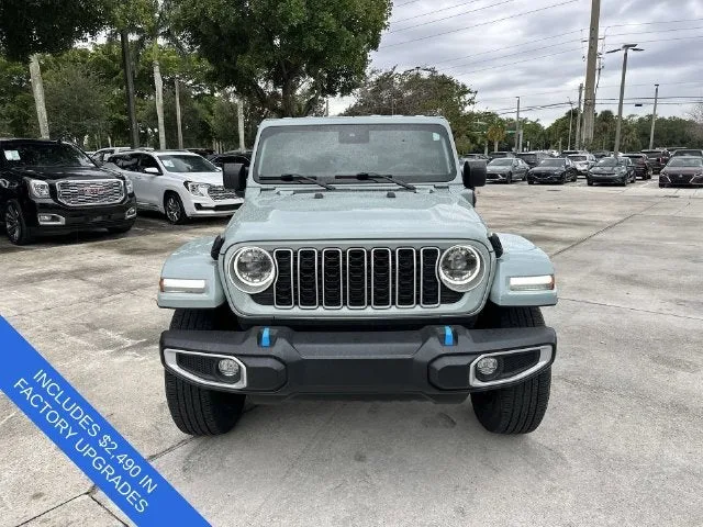 2024 Jeep Wrangler 4xe Sahara photo 18