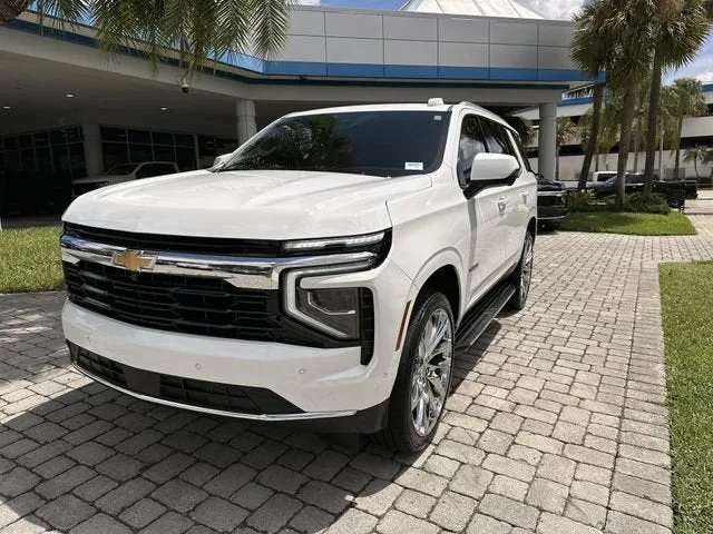 2025 Chevrolet Tahoe LS photo 21