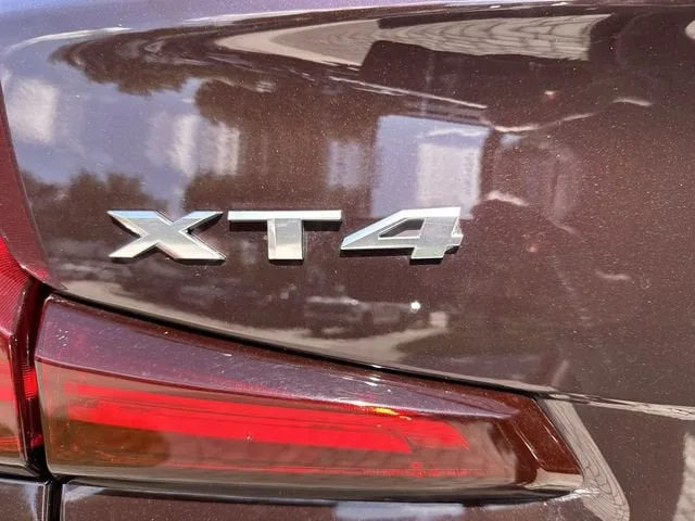 2021 Cadillac XT4 FWD Premium Luxury photo 39