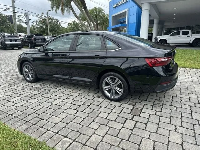 2024 Volkswagen Jetta SE photo 33