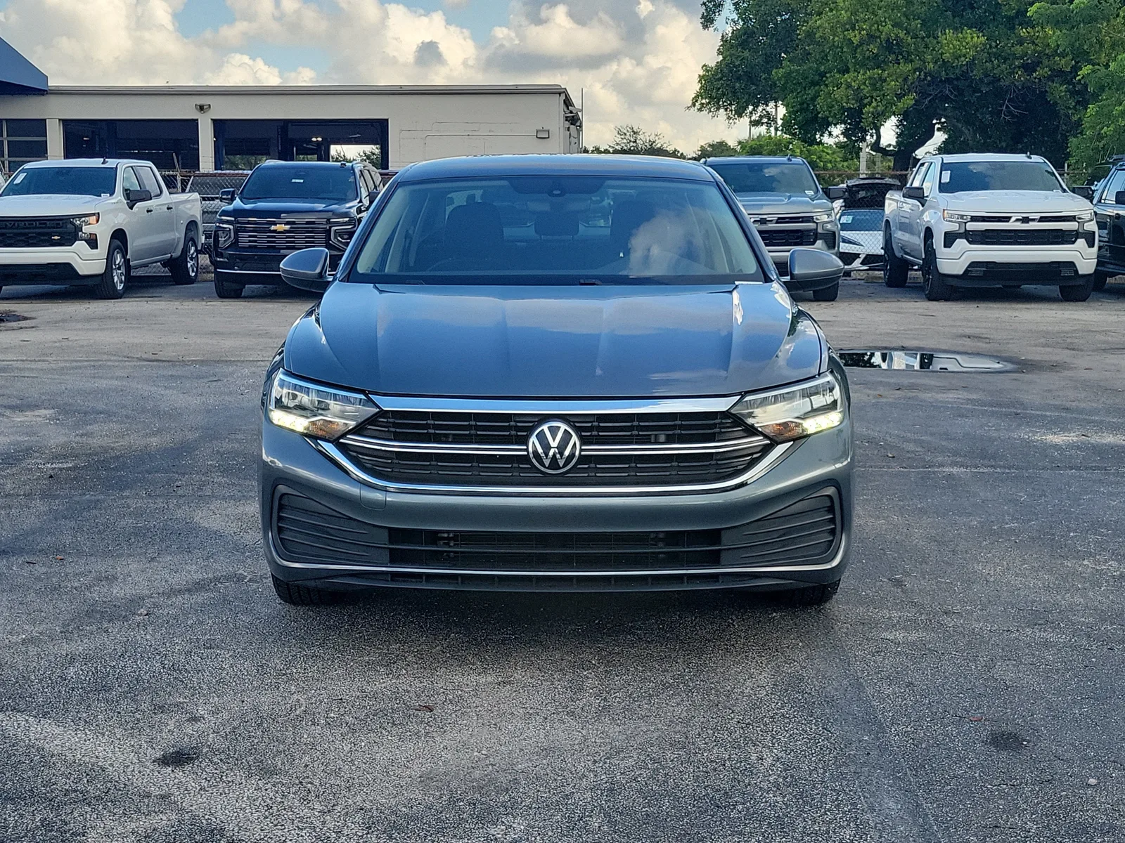 2023 Volkswagen Jetta S photo 8