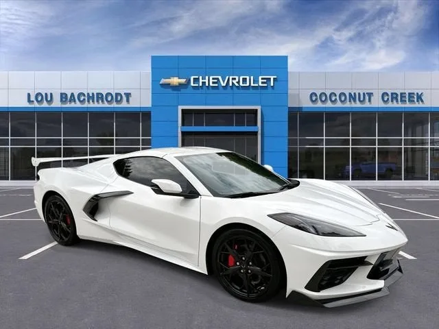 2024 Chevrolet Corvette Stingray 1LT photo 2