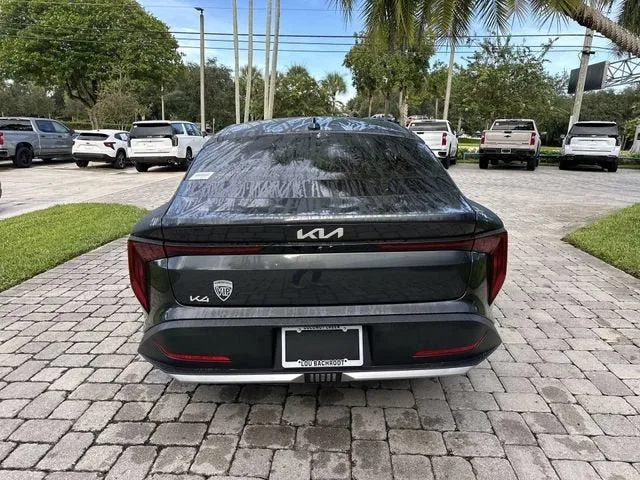 2025 Kia K4 LXS photo 36