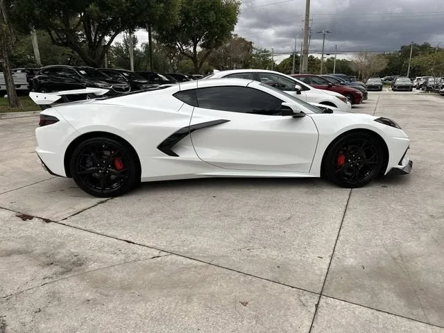 2024 Chevrolet Corvette Stingray 1LT photo 14