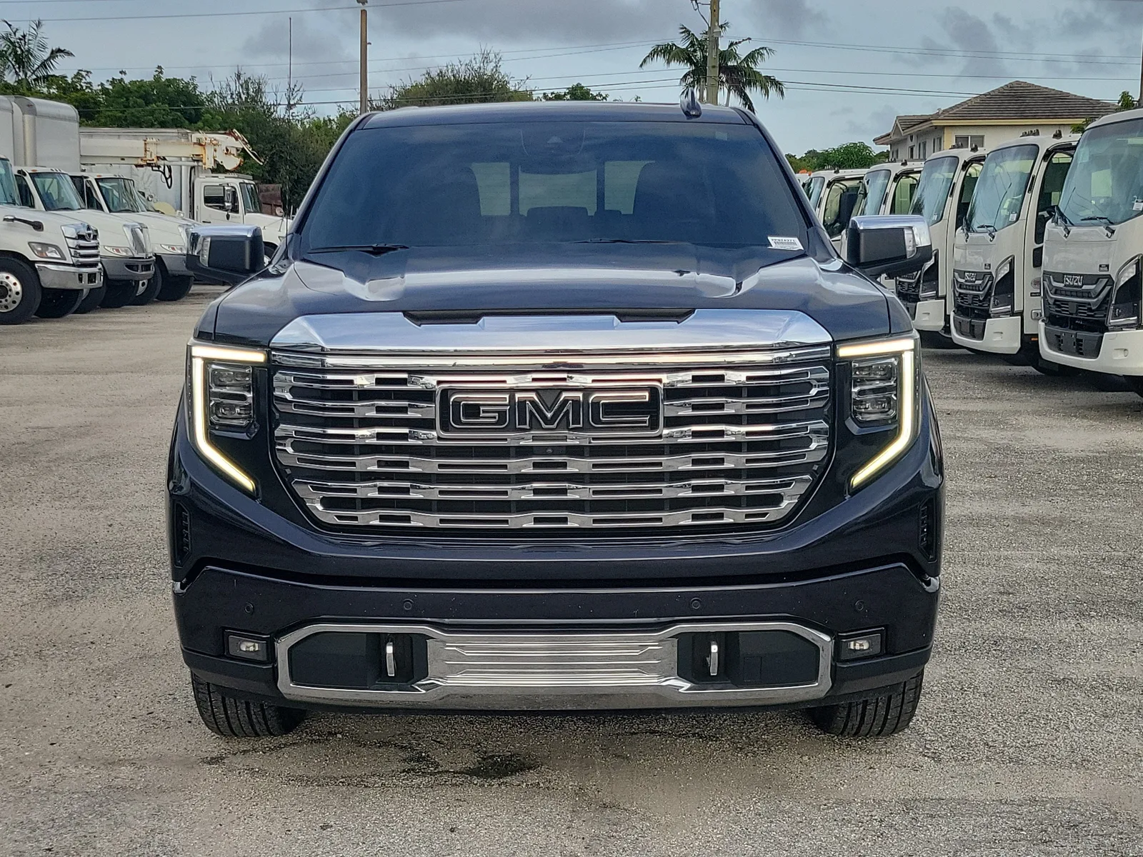 2022 GMC Sierra 1500 Denali photo 8