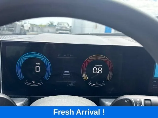 2025 Hyundai Sonata SEL photo 5