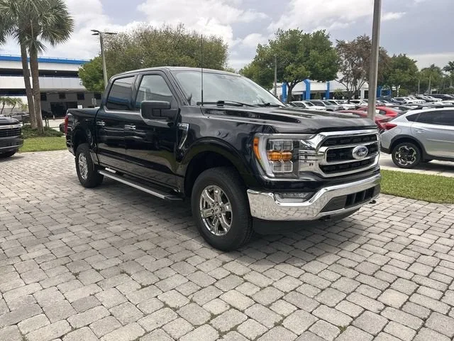 2023 Ford F-150 XL photo 16