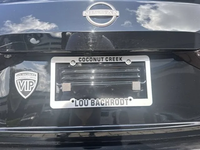 2025 Nissan Altima SV photo 13