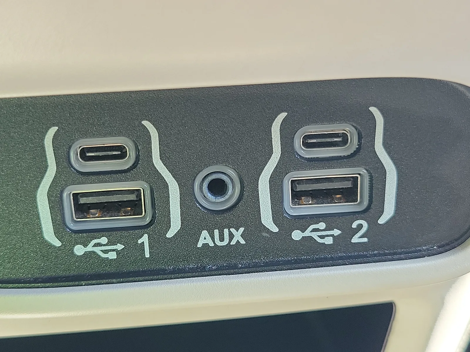 2024 Chrysler Pacifica Hybrid Select photo 30