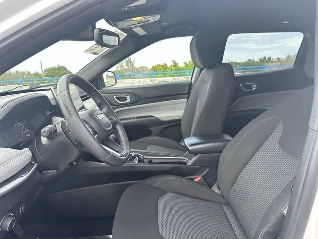 2023 Jeep Compass Sport photo 23