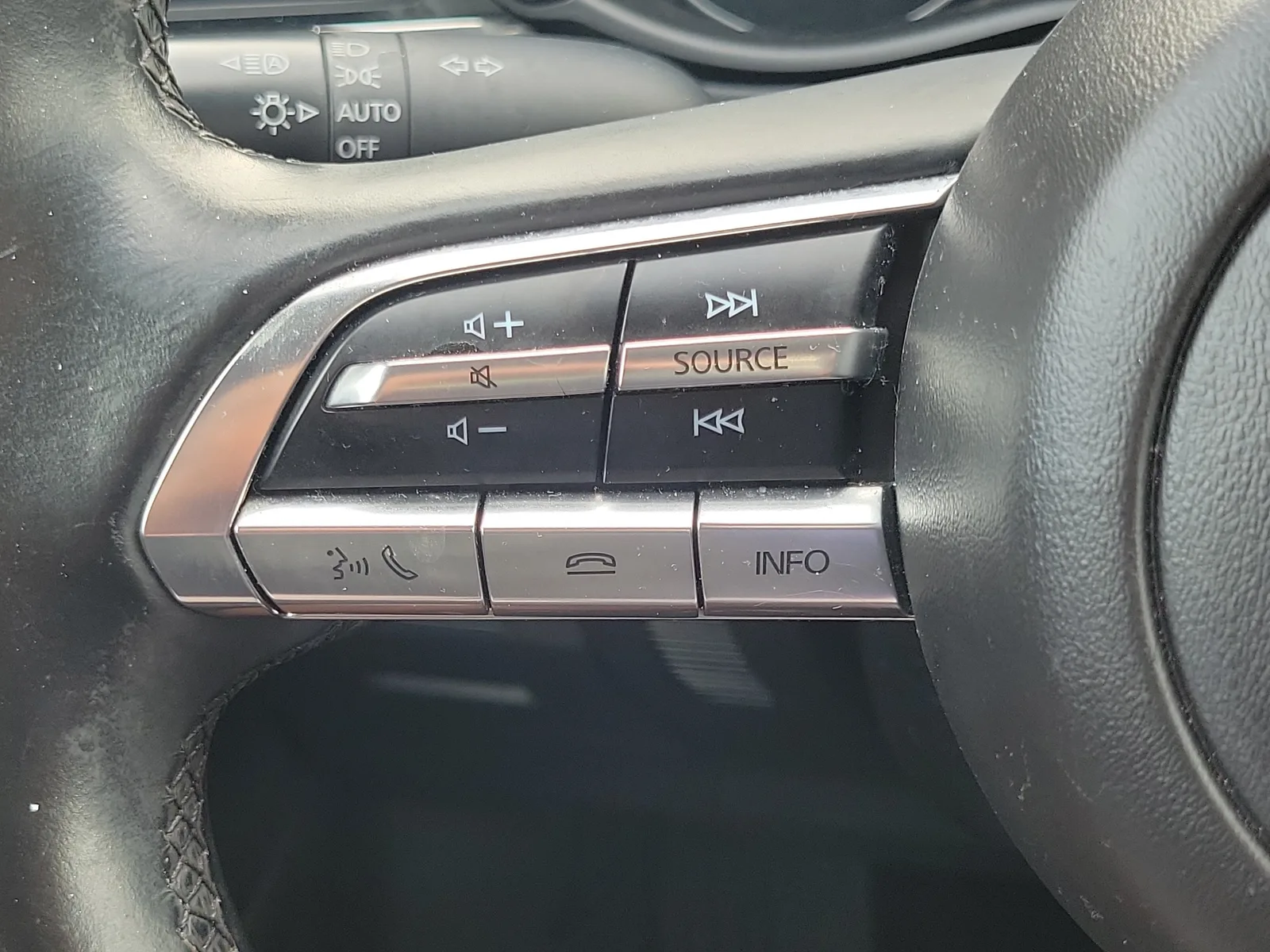 2023 Mazda CX-30 2.5 S Carbon Edition photo 28