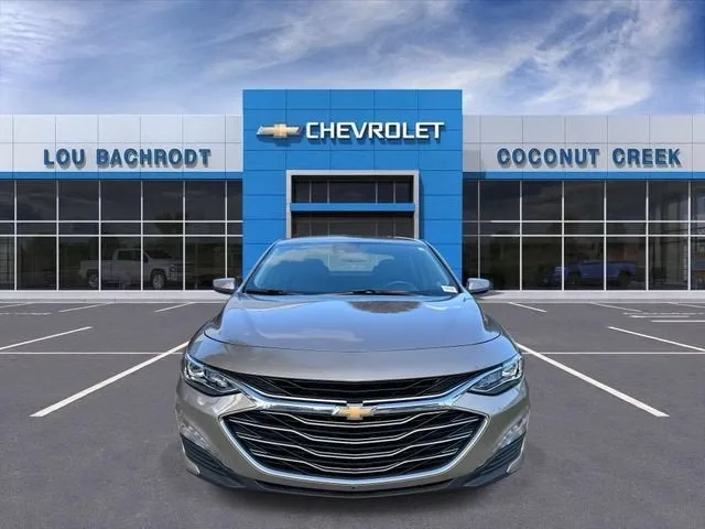 2024 Chevrolet Malibu 2LT photo 3