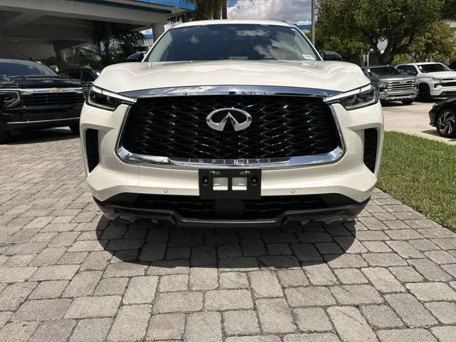 2023 INFINITI QX60 LUXE photo 19