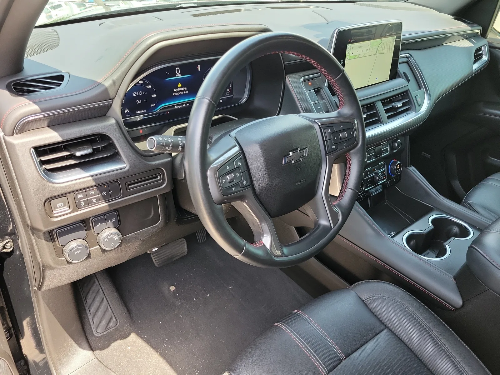 2023 Chevrolet Suburban RST photo 21