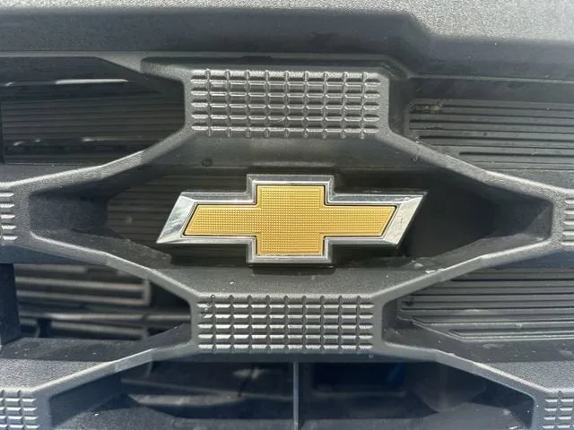 2022 Chevrolet Silverado 1500 Custom photo 10