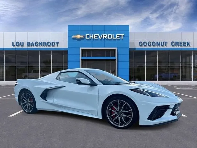 2024 Chevrolet Corvette Stingray 1LT photo 2