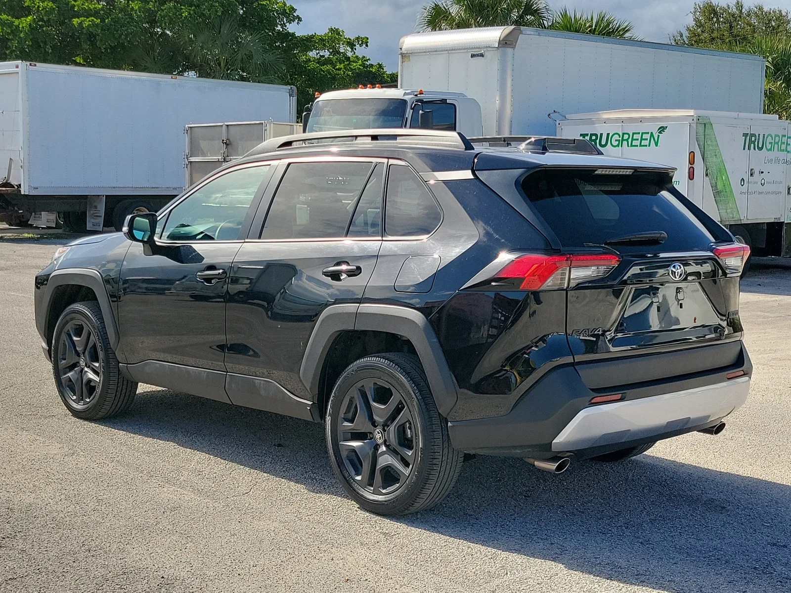 2024 Toyota RAV4 Adventure photo 5