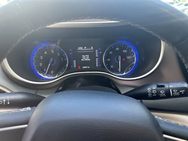 2023 Chrysler Voyager LX photo 26