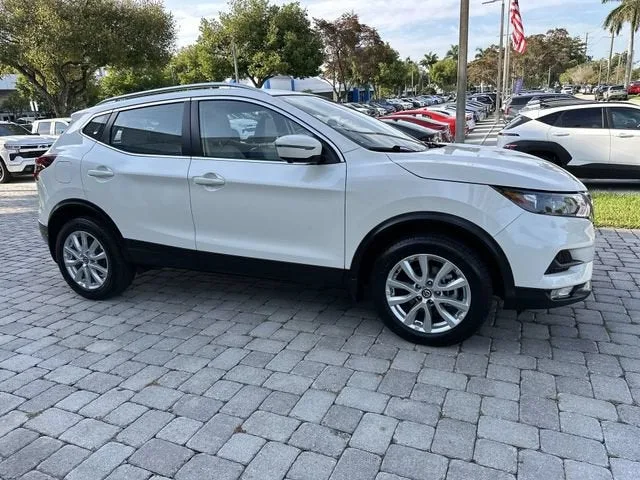 2022 Nissan Rogue Sport SV photo 15