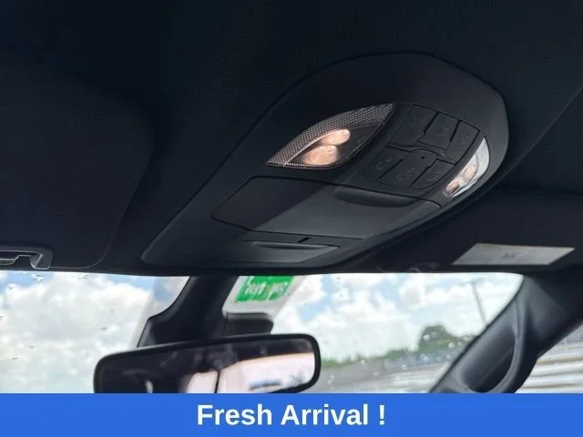2024 Chrysler Pacifica Touring photo 10