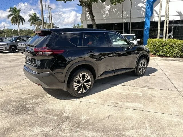2021 Nissan Rogue SV photo 38