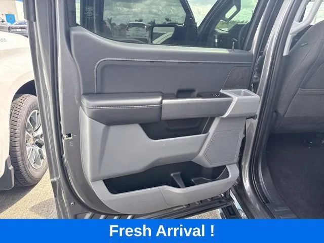 2025 Ford F-150 XLT photo 11