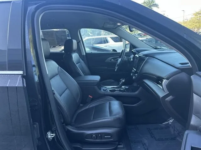 2021 Chevrolet Traverse LT Leather photo 29