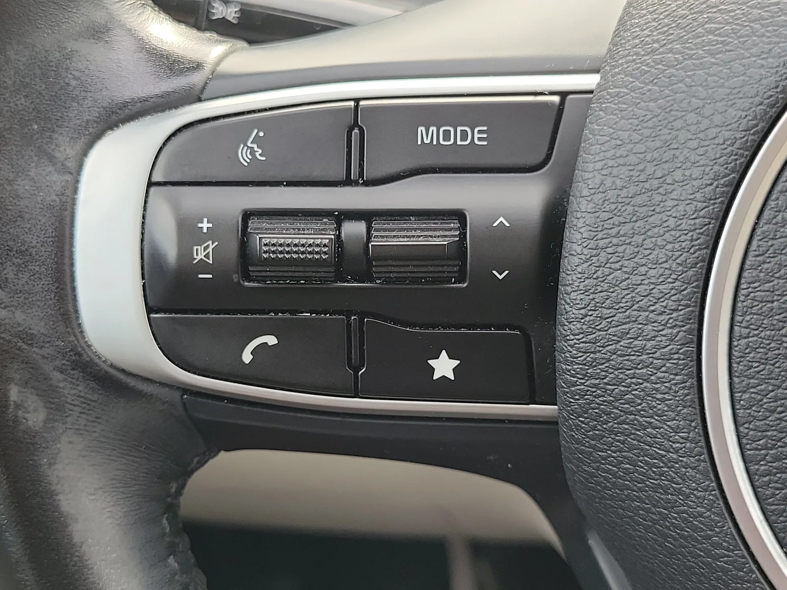 2023 Kia Sportage EX photo 26