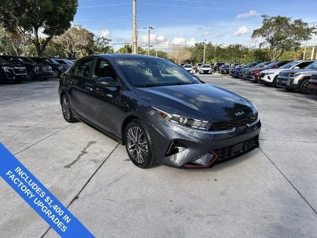 2024 Kia Forte GT-Line photo 16