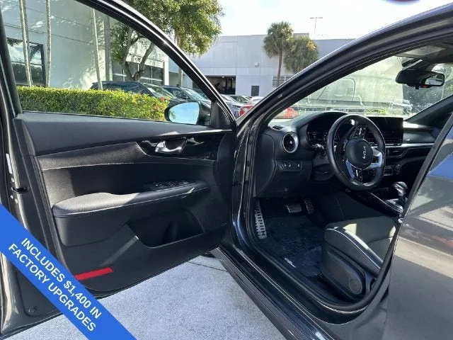 2024 Kia Forte GT-Line photo 22