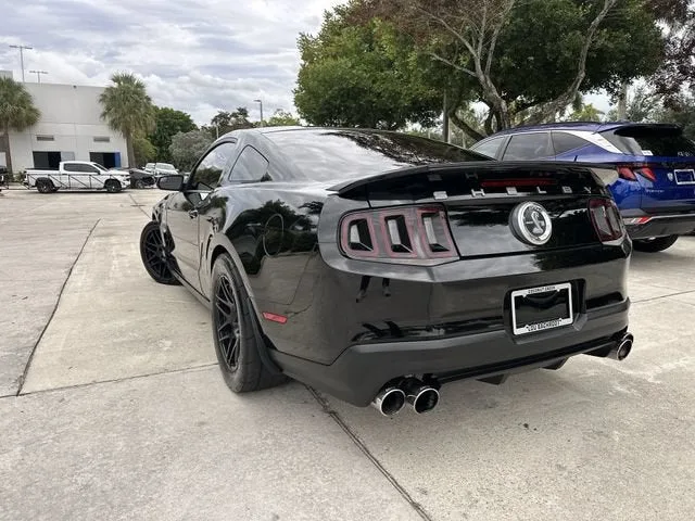 2012 Ford Mustang Shelby GT500 photo 12
