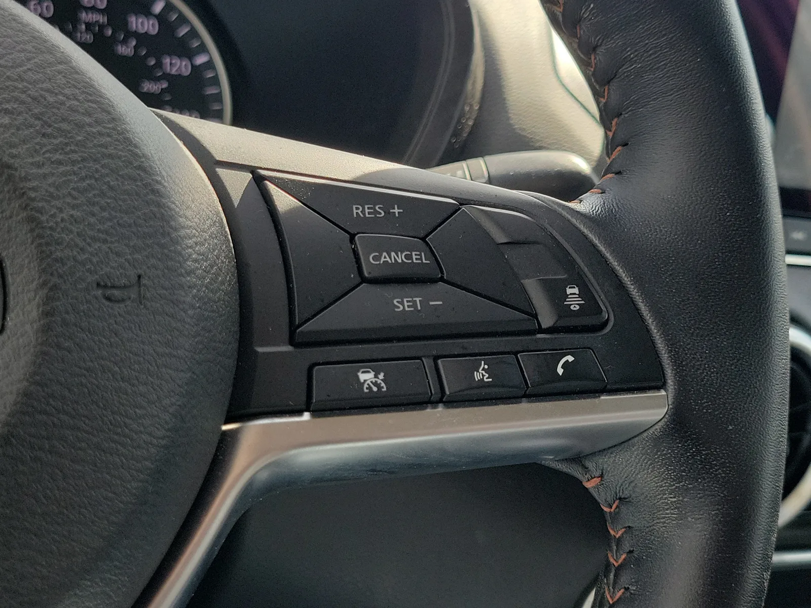 2021 Nissan Sentra SR photo 28