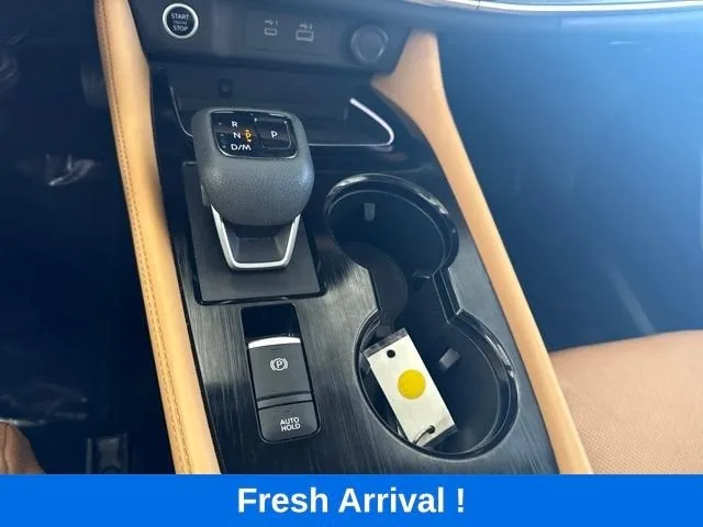 2021 Nissan Rogue Platinum photo 8