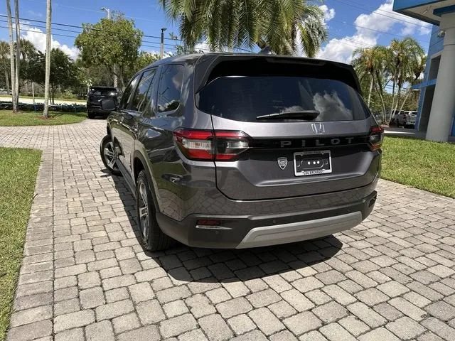 2025 Honda Pilot EX-L photo 12