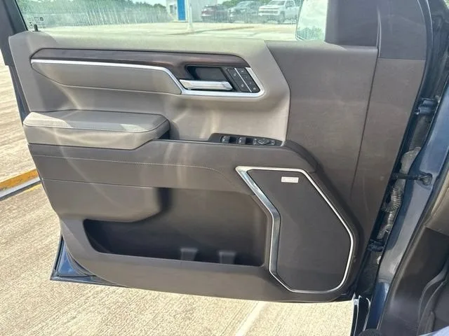 2022 GMC Sierra 1500 SLT photo 11