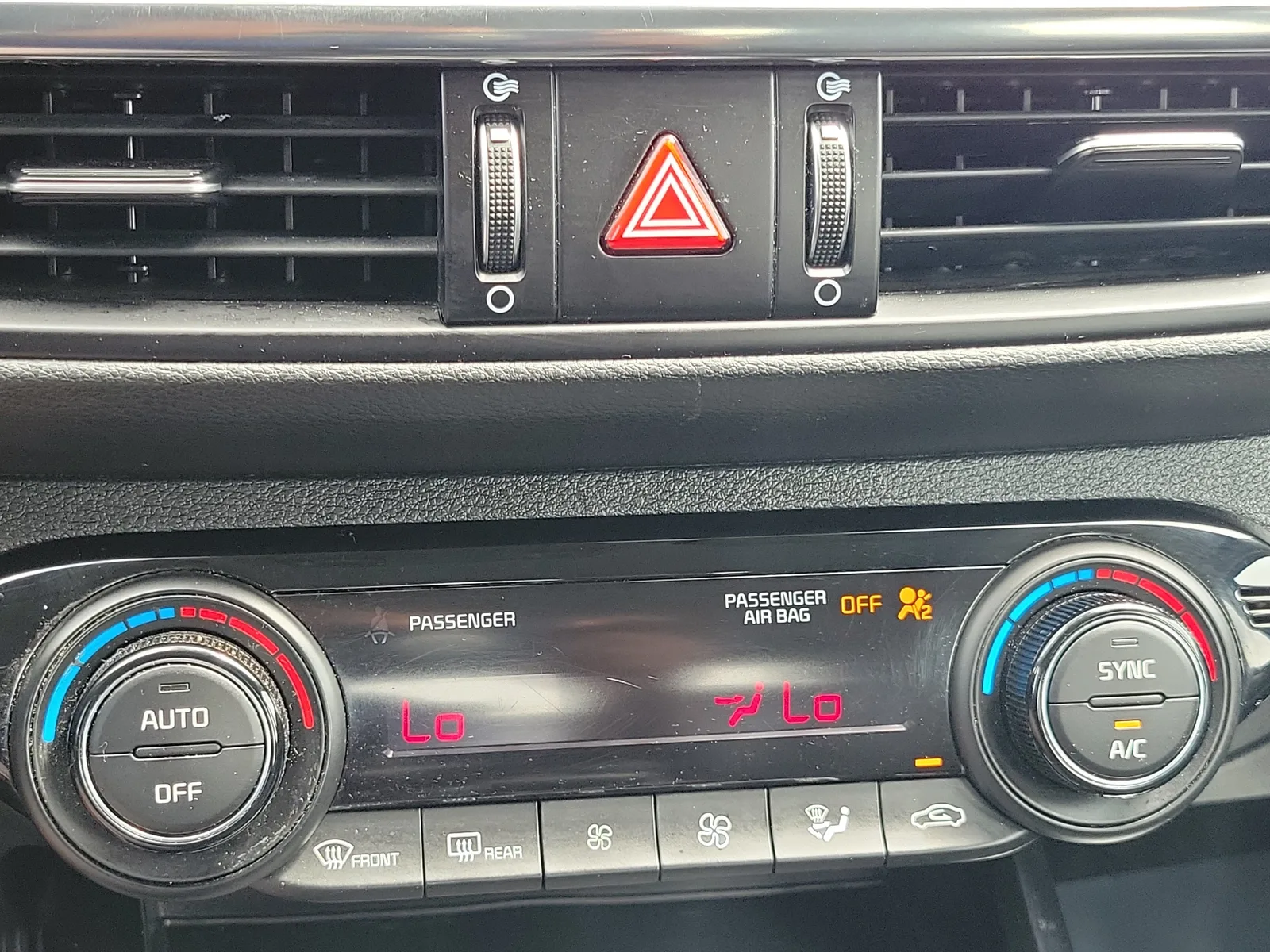 2020 Kia Forte EX photo 31