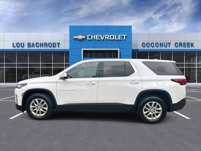 2023 Chevrolet Traverse LS photo 5