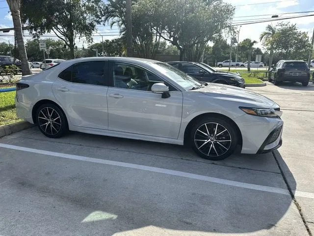 2024 Toyota Camry SE photo 34
