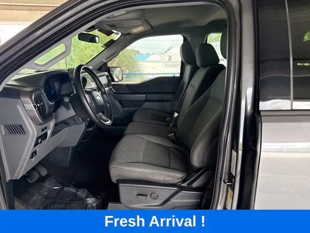2025 Ford F-150 XLT photo 2