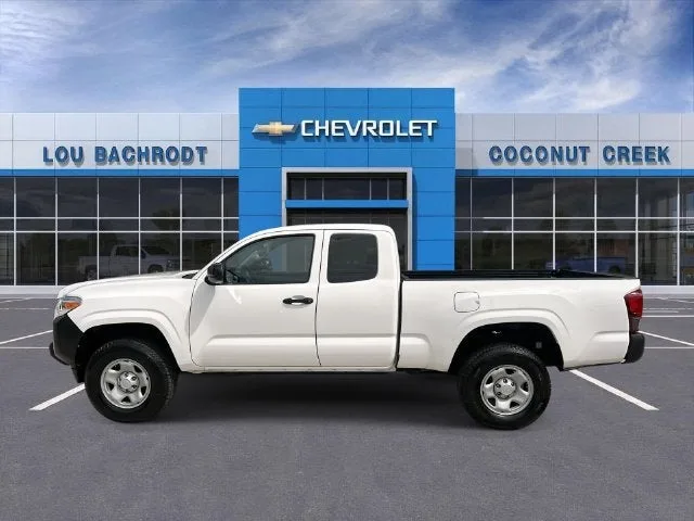 2022 Toyota Tacoma 2WD SR photo 5