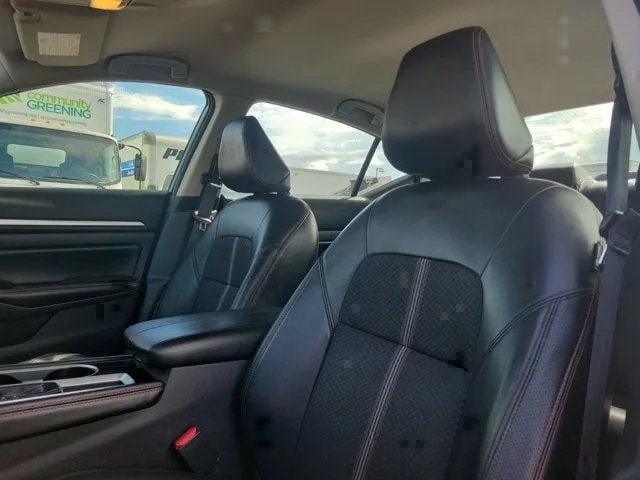 2024 Nissan Altima 2.5 SR photo 22