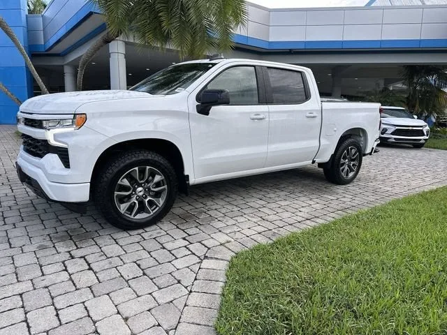 2023 Chevrolet Silverado 1500 RST photo 31