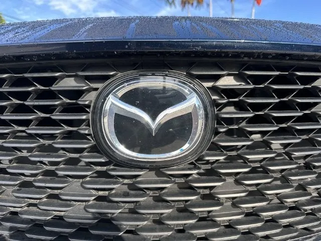 2023 Mazda Mazda3 Sedan 2.5 S Select photo 10