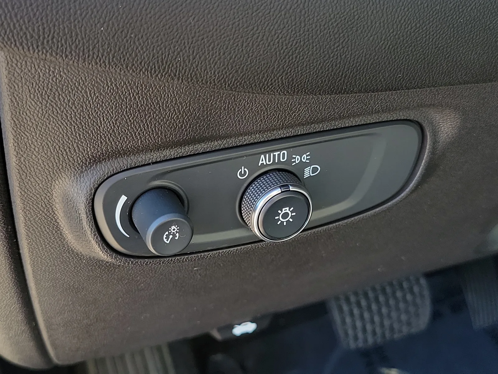 2022 Chevrolet Equinox LT photo 22
