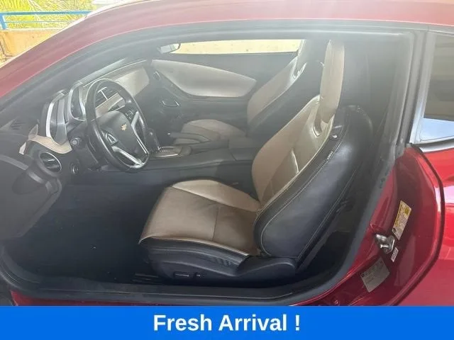 2015 Chevrolet Camaro LT photo 2