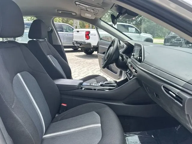2020 Hyundai Sonata SEL photo 30