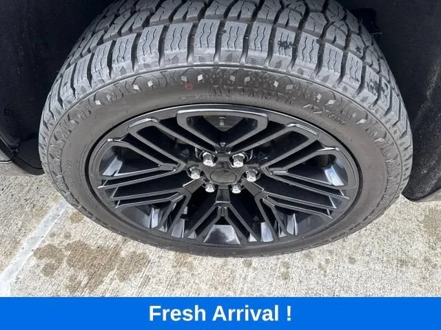 2024 Jeep Wagoneer Series II Carbide photo 22